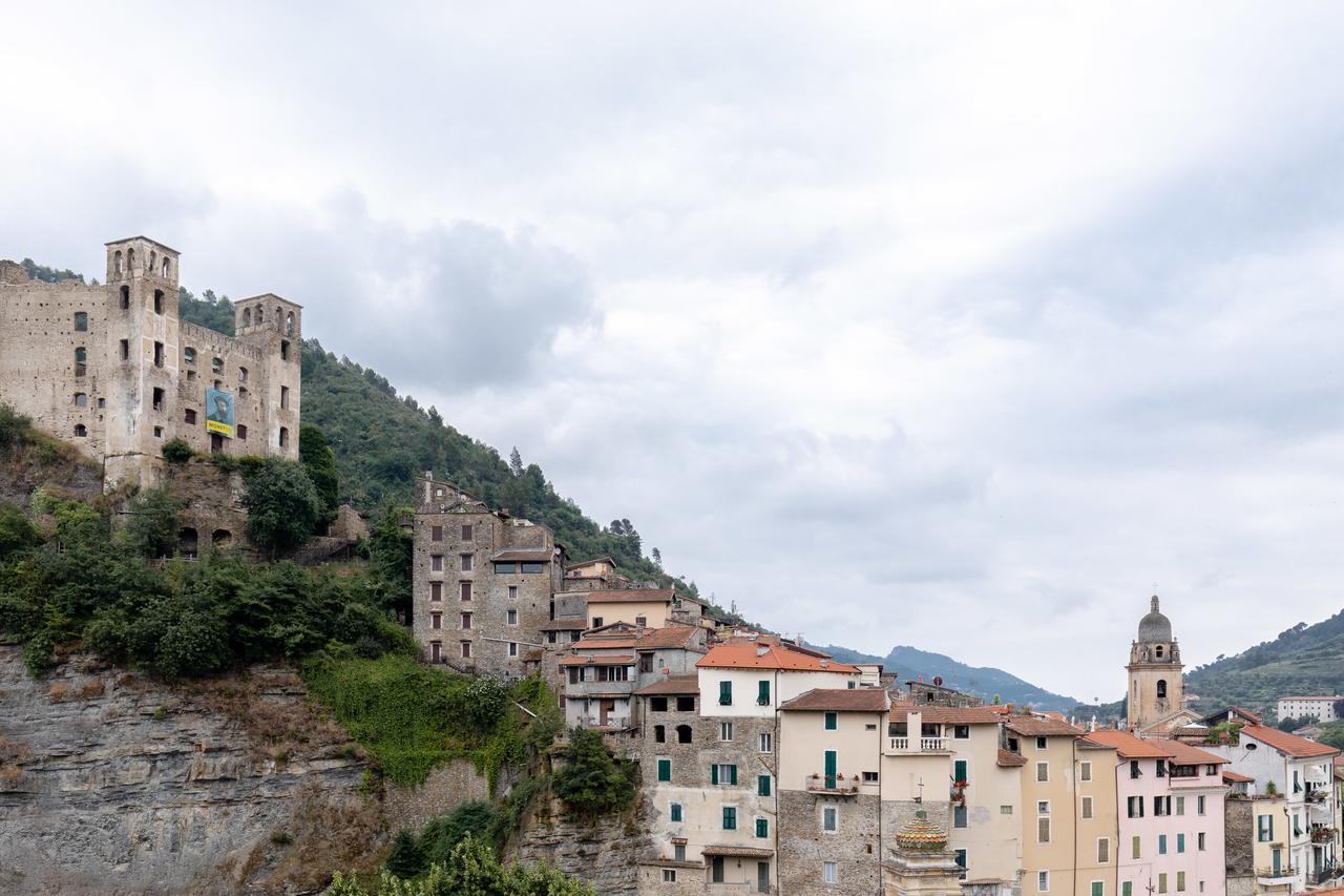 Dussaiga - La Casa Di Rina Villa Dolceacqua Exteriör bild